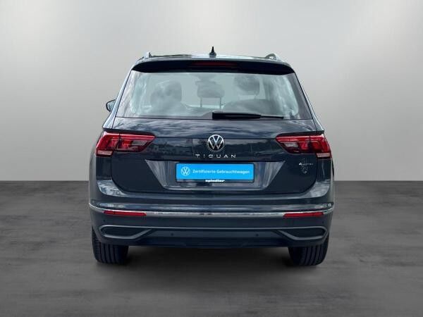 Volkswagen Tiguan Life 4Motion 2.0 TSI DSG / Navi, LED, ACC