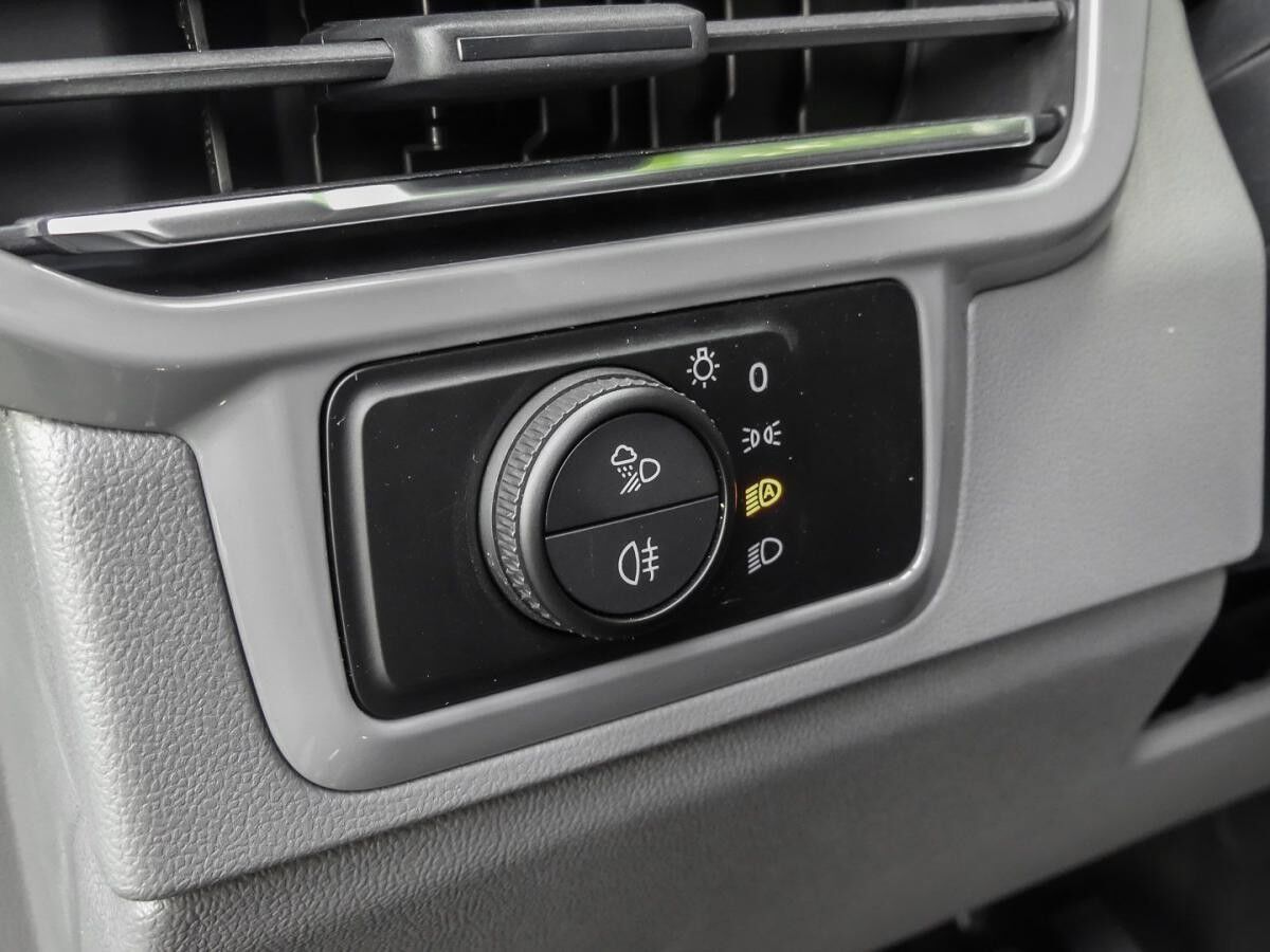 Volkswagen Caravelle Life PanAmericana 2,0TDI Autom.Klima PDC Navi