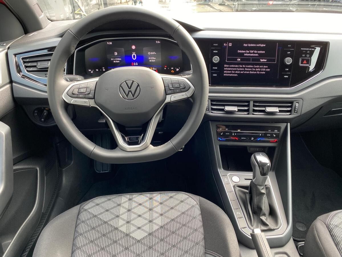 Volkswagen Taigo 1.5 TSI DSG R-LINE MATRIX-LED ACC KAMERA