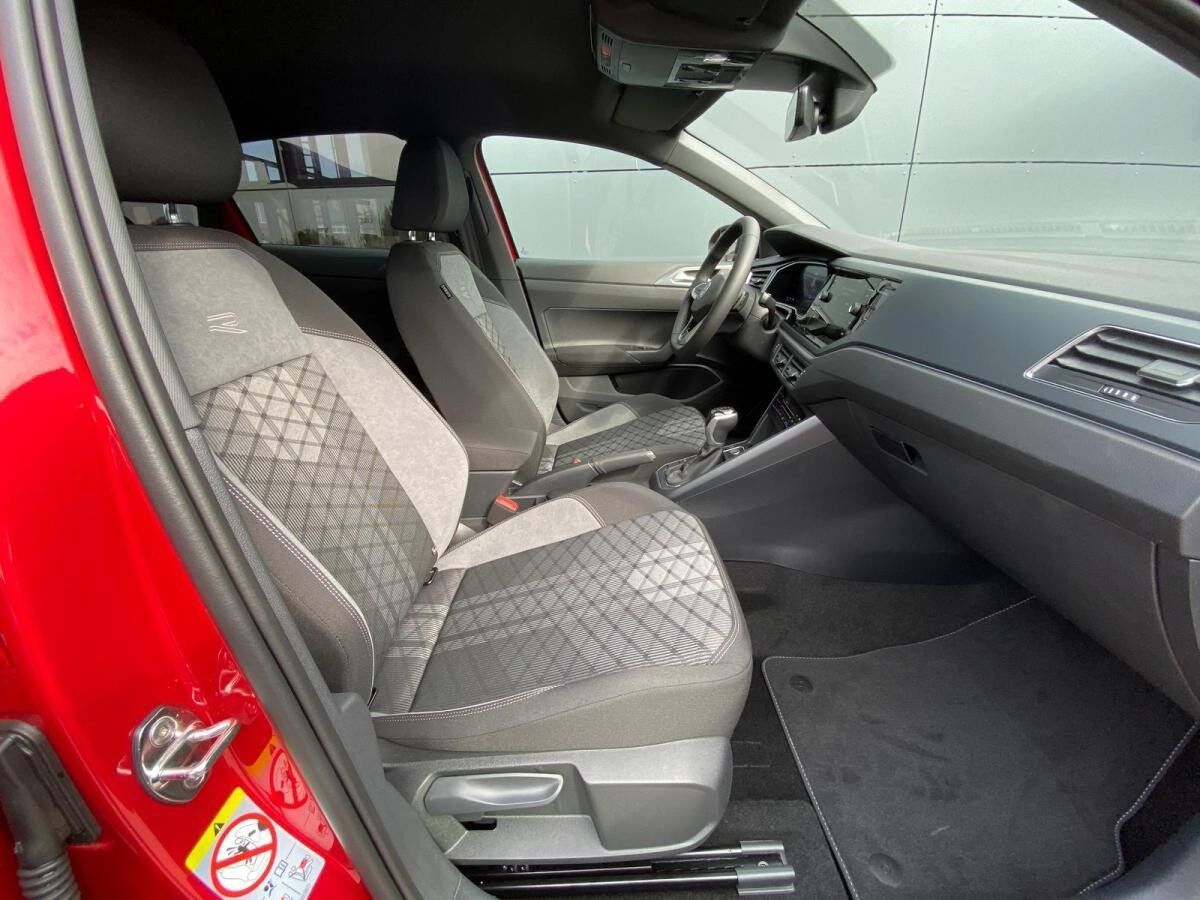 Volkswagen Taigo 1.5 TSI DSG R-LINE MATRIX-LED ACC KAMERA