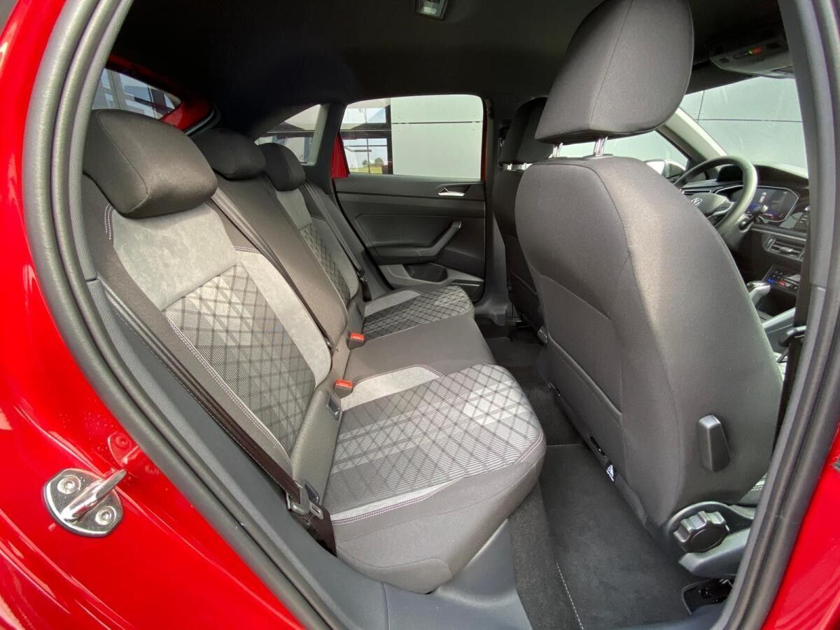 Volkswagen Taigo 1.5 TSI DSG R-LINE MATRIX-LED ACC KAMERA