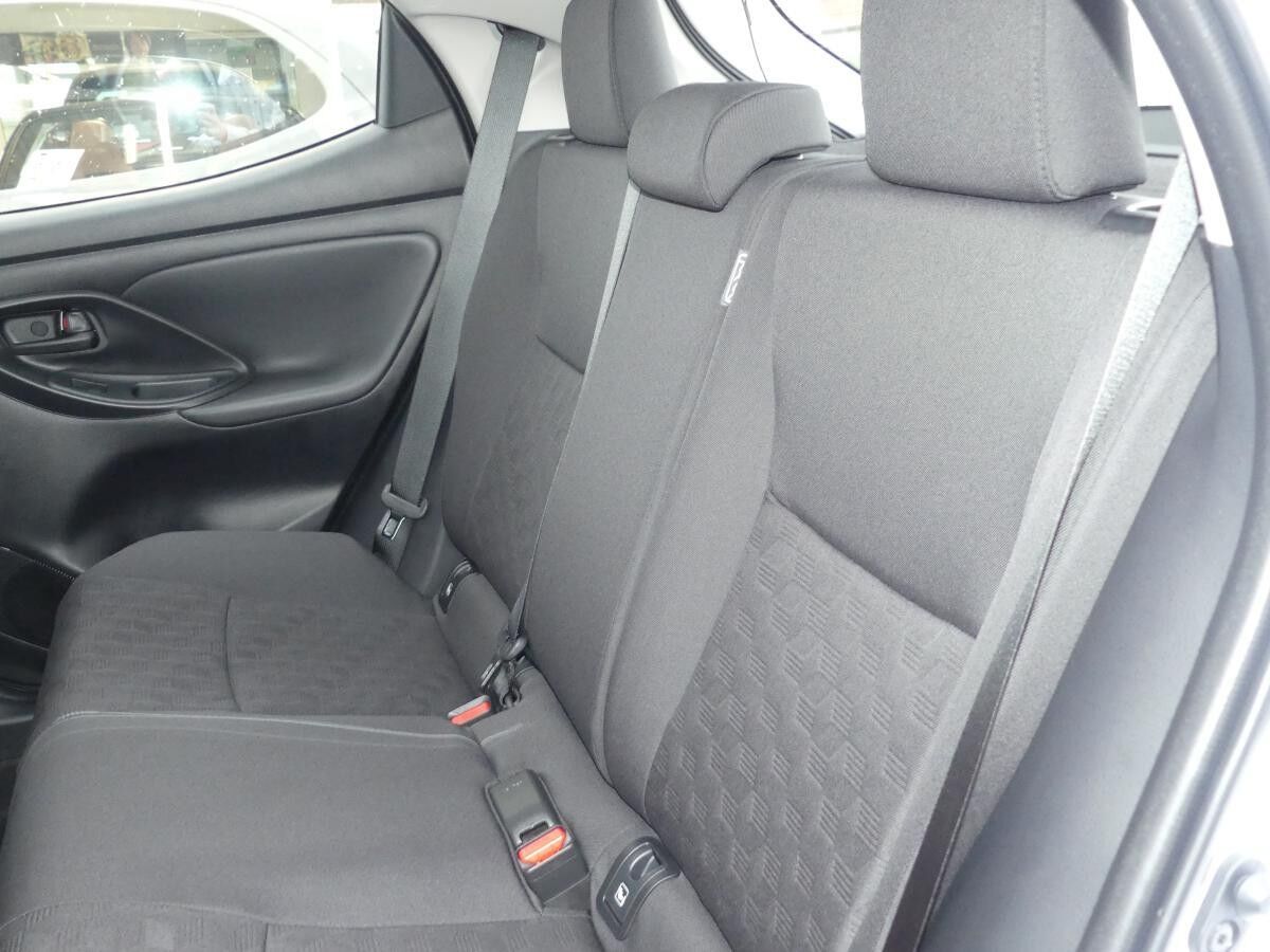 Mazda 2 Hybrid Centre-Line