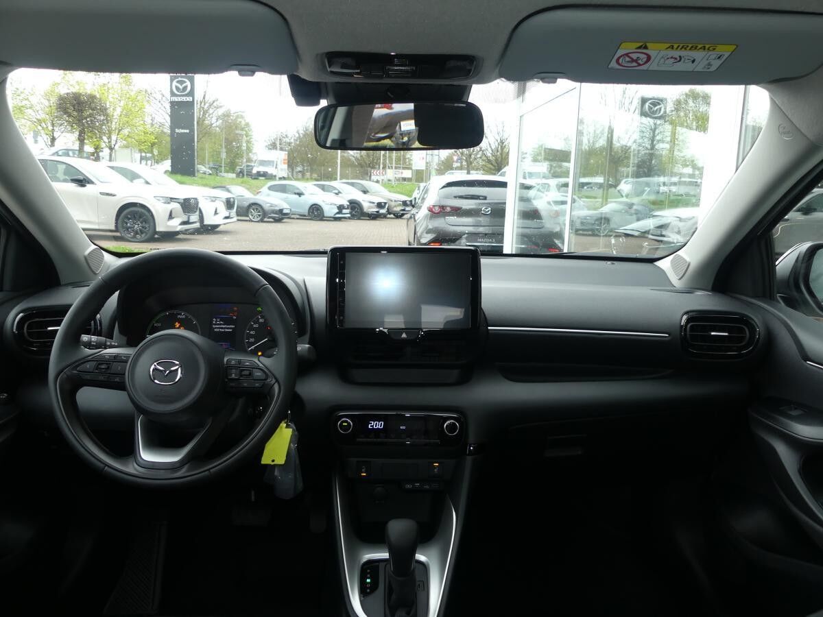 Mazda 2 Hybrid Centre-Line