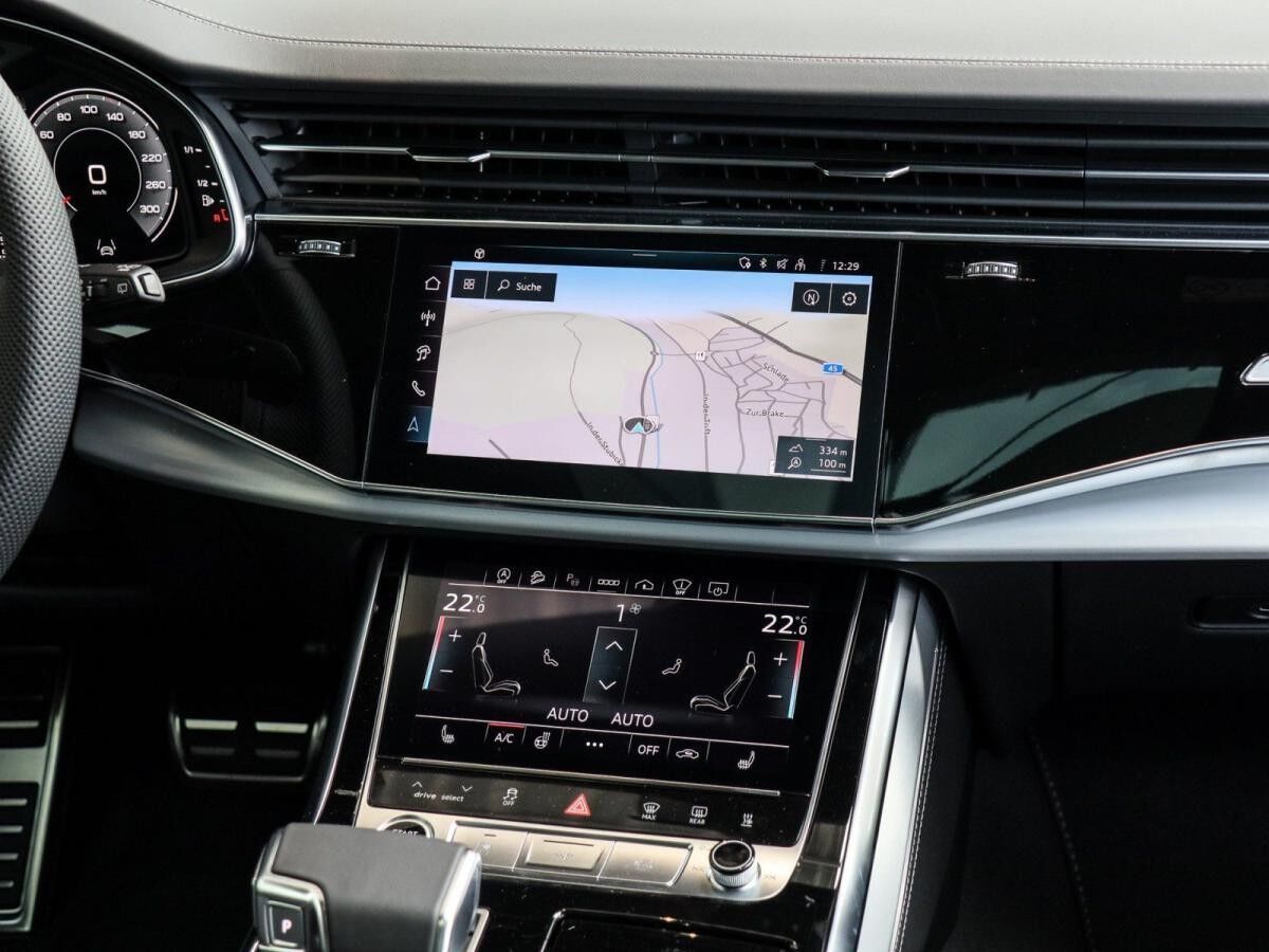 Audi Q8 SUV 50 TDI quattro tiptronic Audi Q8 SUV 50 TDI quattro tiptronic