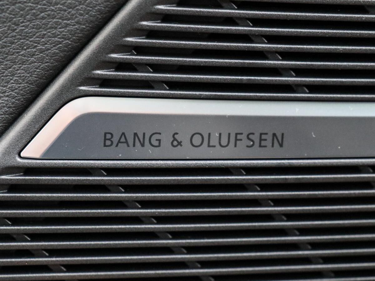 Audi Q8 SUV 50 TDI quattro tiptronic Audi Q8 SUV 50 TDI quattro tiptronic