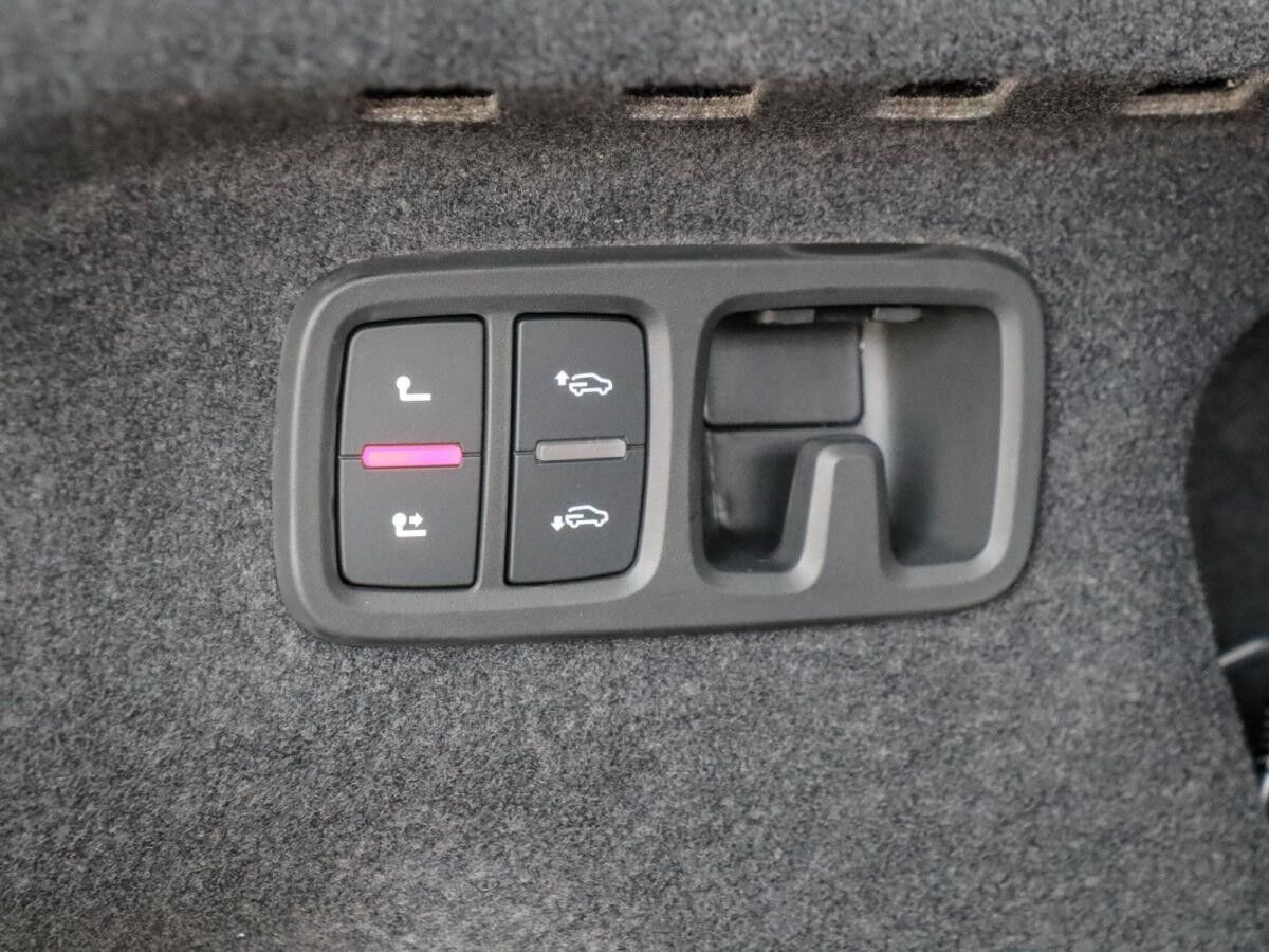 Audi Q8 SUV 50 TDI quattro tiptronic Audi Q8 SUV 50 TDI quattro tiptronic