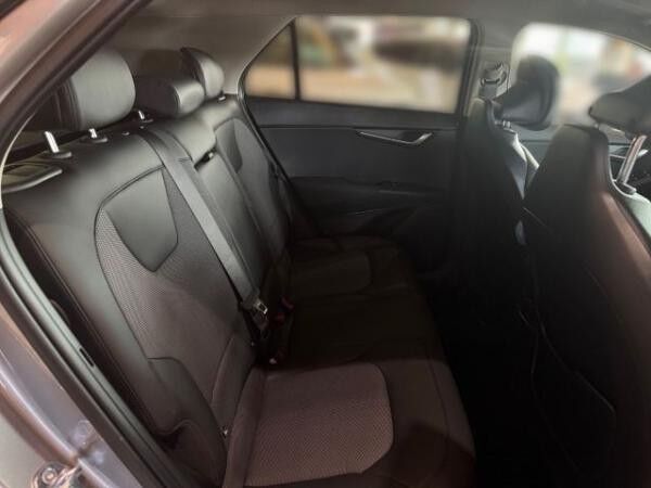 Kia Niro 1.6 HEV 129 DCT VIS KOM STY **Privat Spezial**