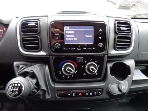 Peugeot Boxer 2.2 BlueHDi 140 L3H2 Bodenpl., Sitzh., Standheizung