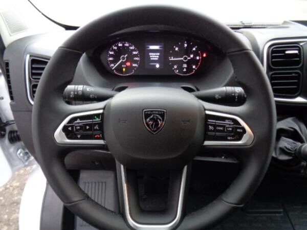 Peugeot Boxer 2.2 BlueHDi 140 L3H2 Bodenpl., Sitzh., Standheizung