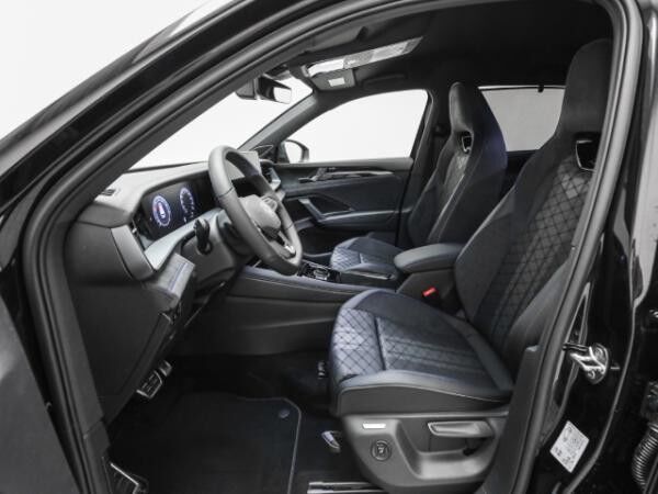 Volkswagen Tayron R-Line 2.0 TSI 4M DSG AHK Navi HuD IQ.Light