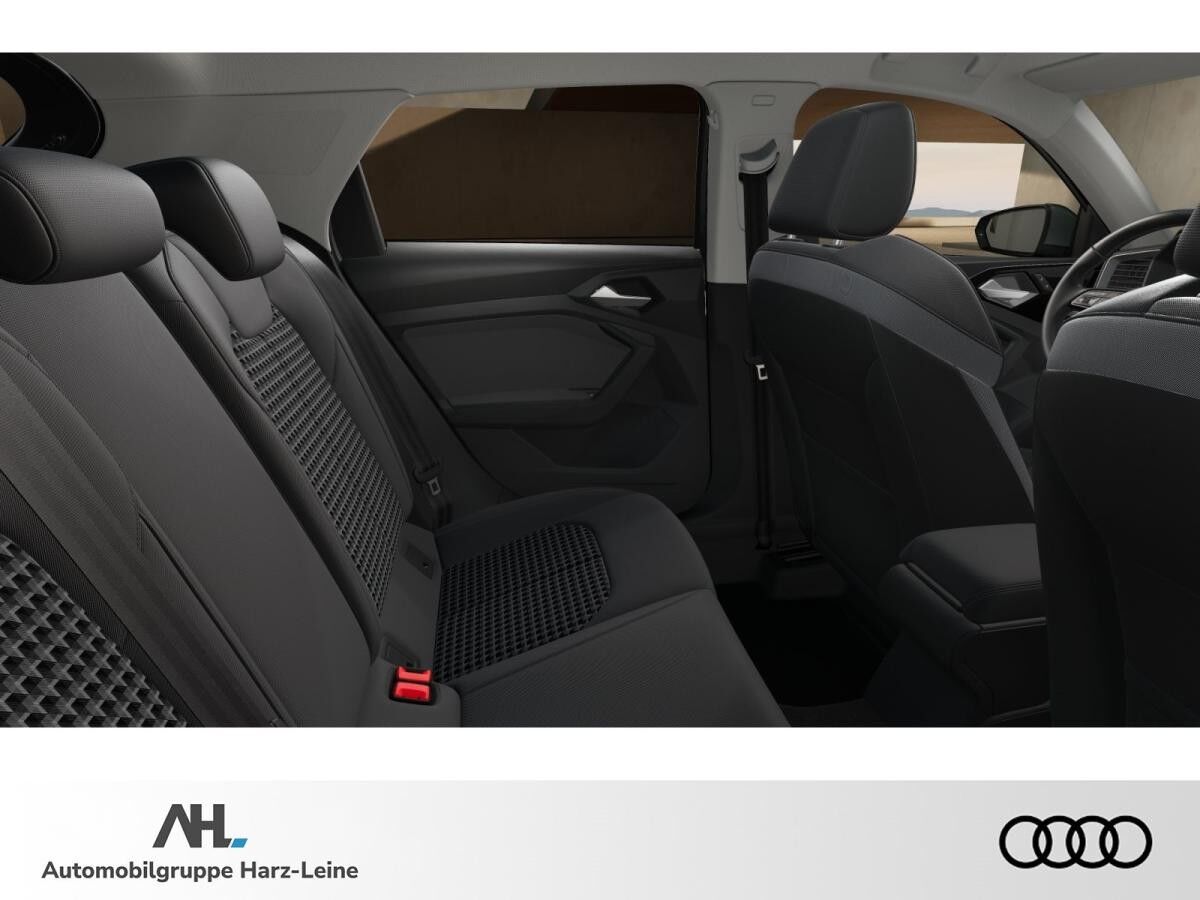 Audi A1 allstreet 30 TFSI 85(116) kW(PS) S tronic 30 TFSI