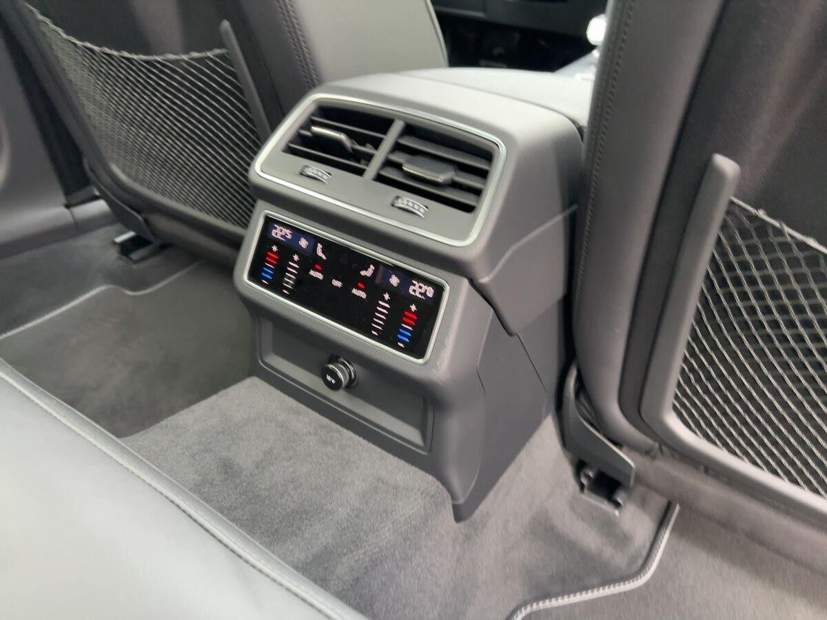 Audi A6 Panoramadach, Assistenzpaket Plus, Navi plus, HD Matrix LED