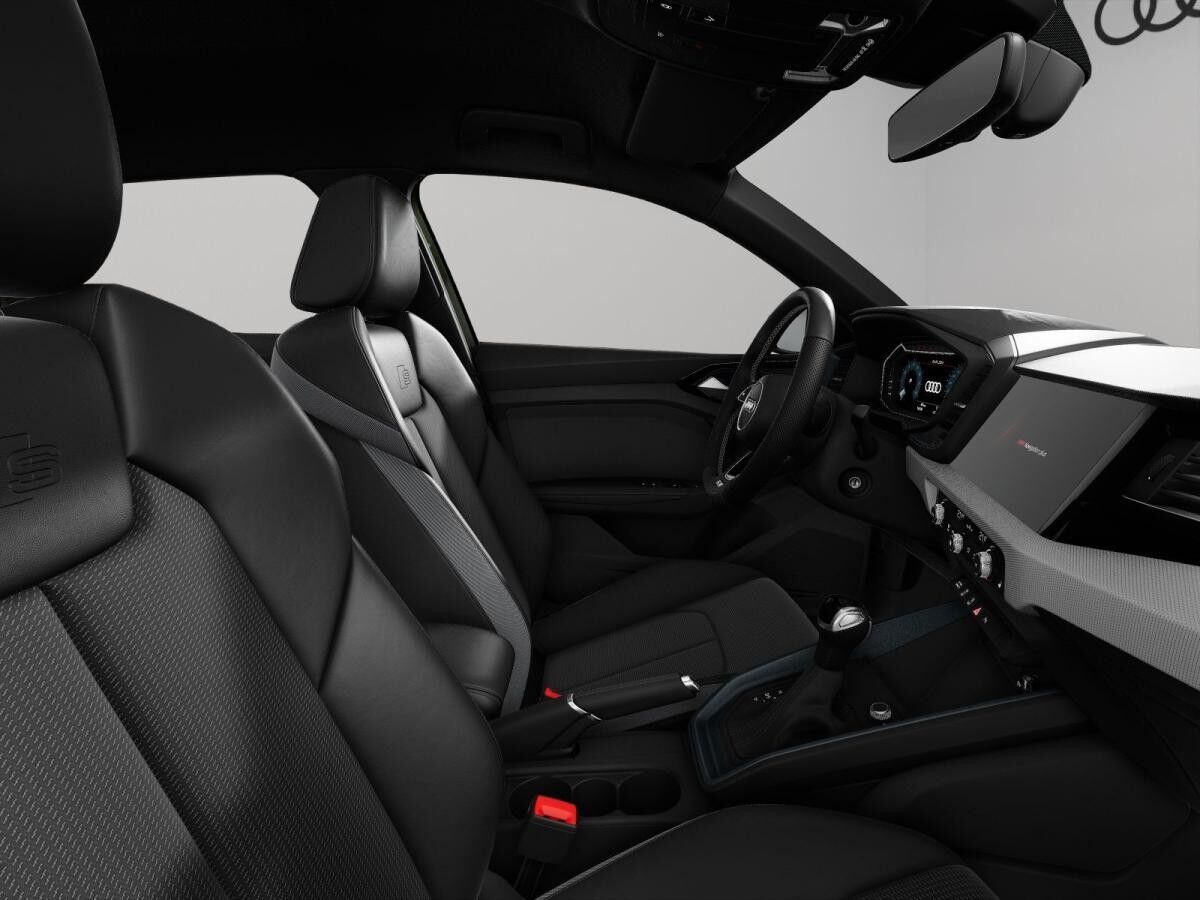 Audi A1 allstreet 30 TFSI S line LED CarPlay PDC 17"