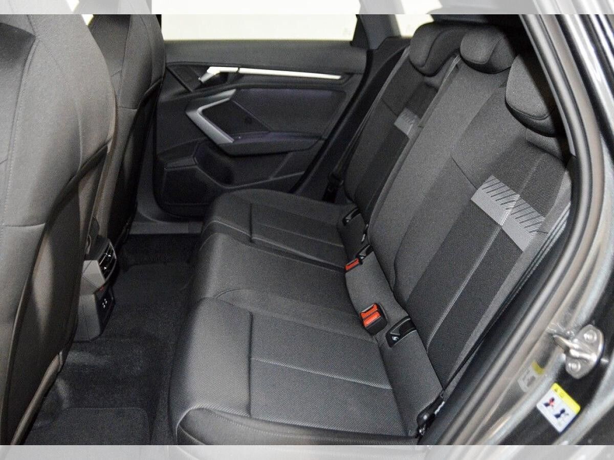 Audi A3 Sportback S line 35 TFSI S tronic LED*NAV*SHZ*ACC*PARKLENK*KAMERA*VIRTUAL*18"