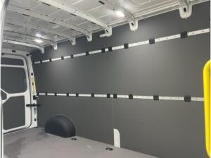 Volkswagen Crafter Kasten LRHD 2.0 103 KW 6-Gang*Klima*Kamera*Holzboden