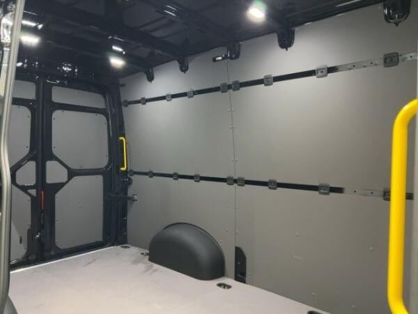 Volkswagen Crafter Kasten MRHD 2.0 103 KW 8-Gang Automatik*Klima*Sitzheizung