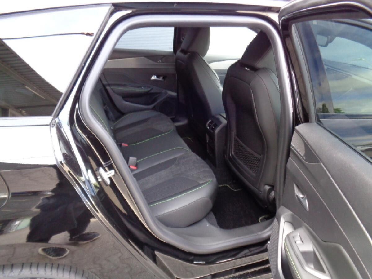 Peugeot 308 SW Hybrid 136e-DSC6 GT Schiebedach,
