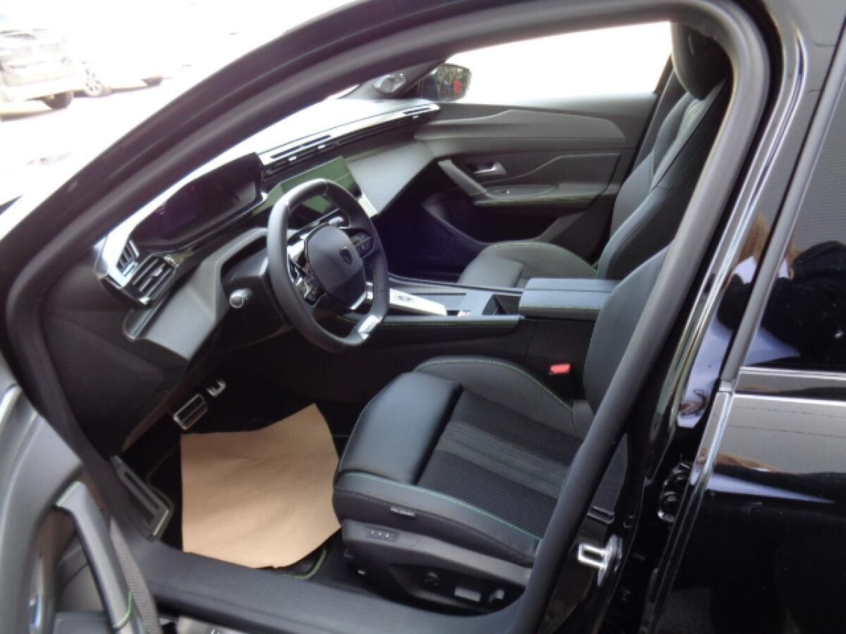 Peugeot 308 SW Hybrid 136e-DSC6 GT Schiebedach,