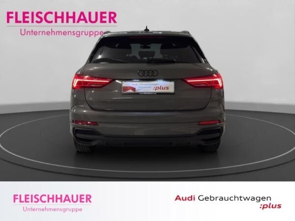 Audi Q3 35 TFSI S line LED+AHK+VC+ACC+19''+sound+App-connect