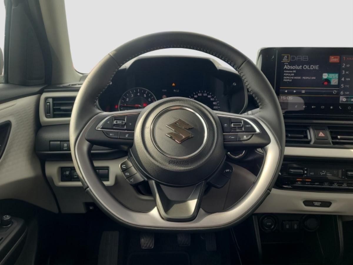 Suzuki Swift 1.2 HYBRID Comfort Navi LED DAB SHZ Keyless Entry Keyless Ausparkassistent Totwinkelassistent