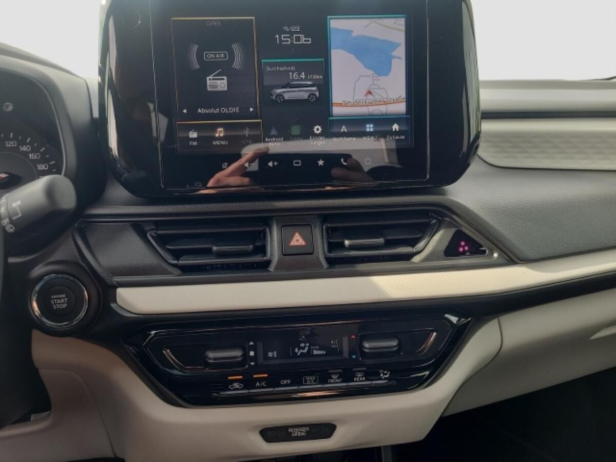 Suzuki Swift 1.2 HYBRID Comfort Navi LED DAB SHZ Keyless Entry Keyless Ausparkassistent Totwinkelassistent