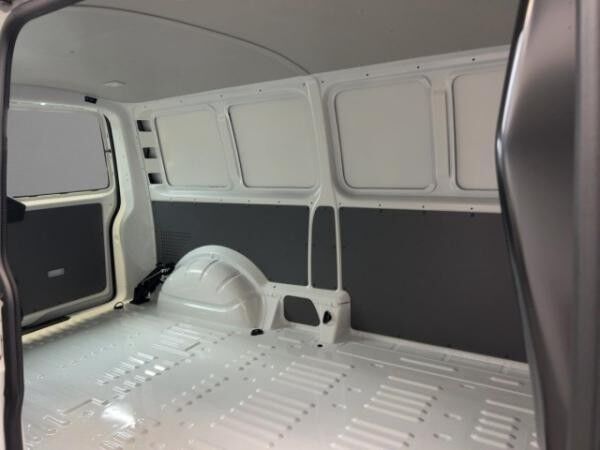 Volkswagen T6.1 Transporter Kasten LR 110 KW DSG* Navi* Klima* Sitzheizung* ACC