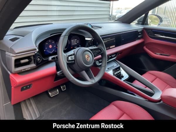 Porsche Macan 4