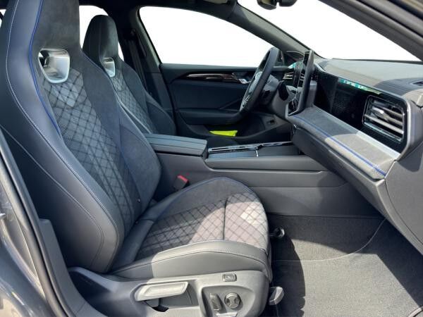 Volkswagen Passat 2.0 TDI DSG 4Motion R-Line