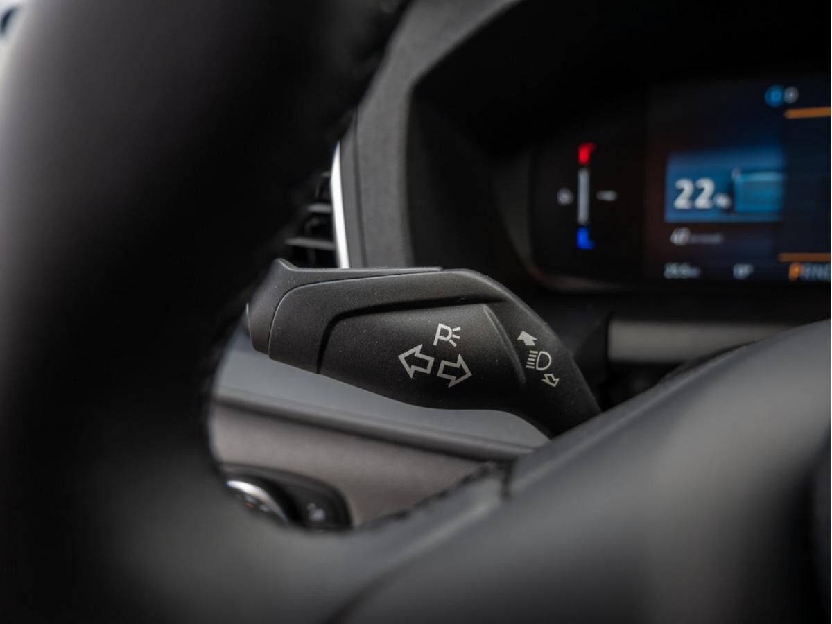 Ford Transit Elektro 350L3 Trend RWD 68KWh PDC SHZ KAMERA -K.T.-