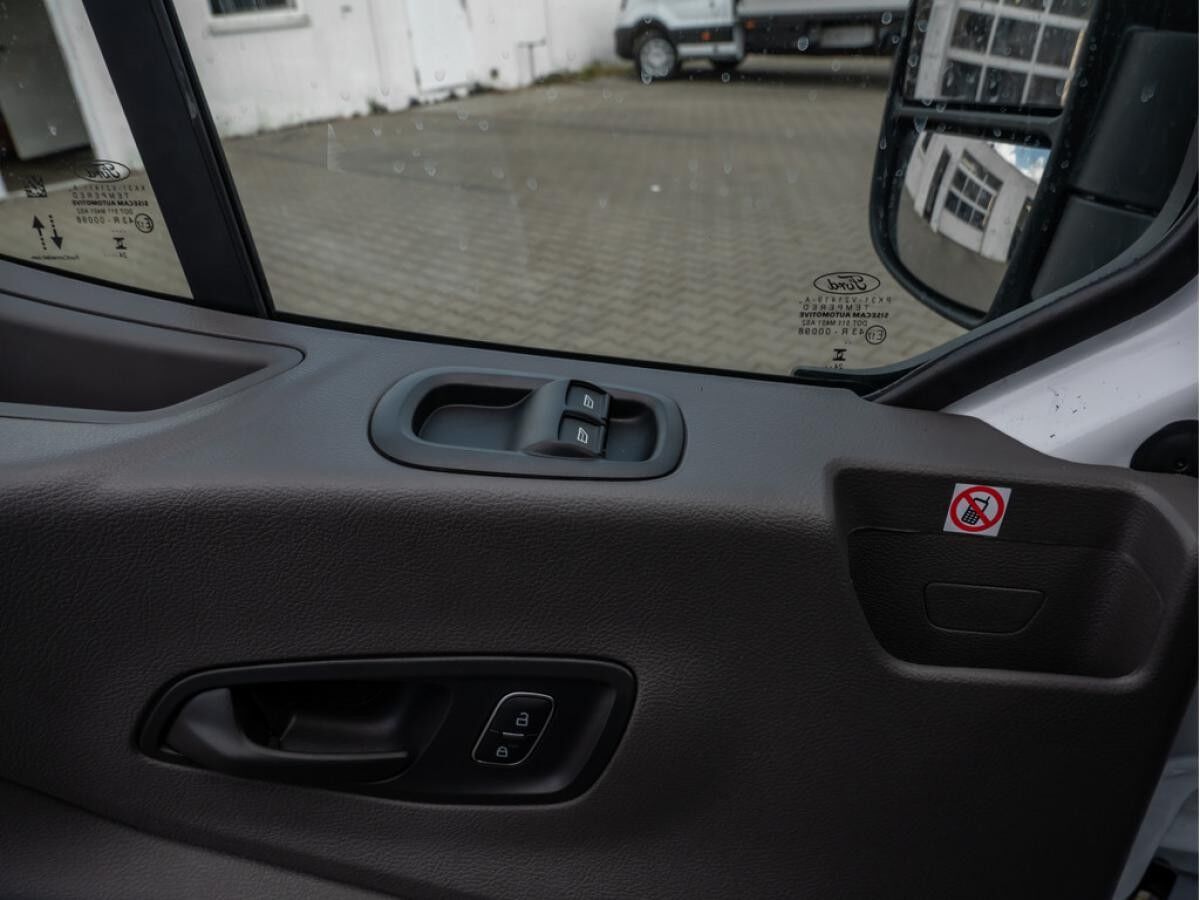 Ford Transit Elektro 350L3 Trend RWD 68KWh PDC SHZ KAMERA -K.T.-