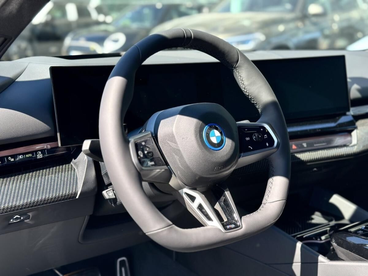 BMW i5 eDrive40 Touring M Sportpaket HK HiFi DAB