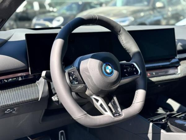 BMW i5 eDrive40 Touring M Sportpaket HK HiFi DAB