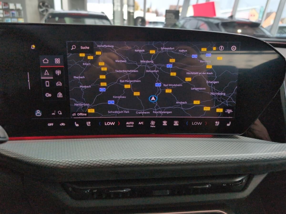 Audi SQ5 Sportback TFSI S tronic Audi SQ5 Sportback TFSI S tronic