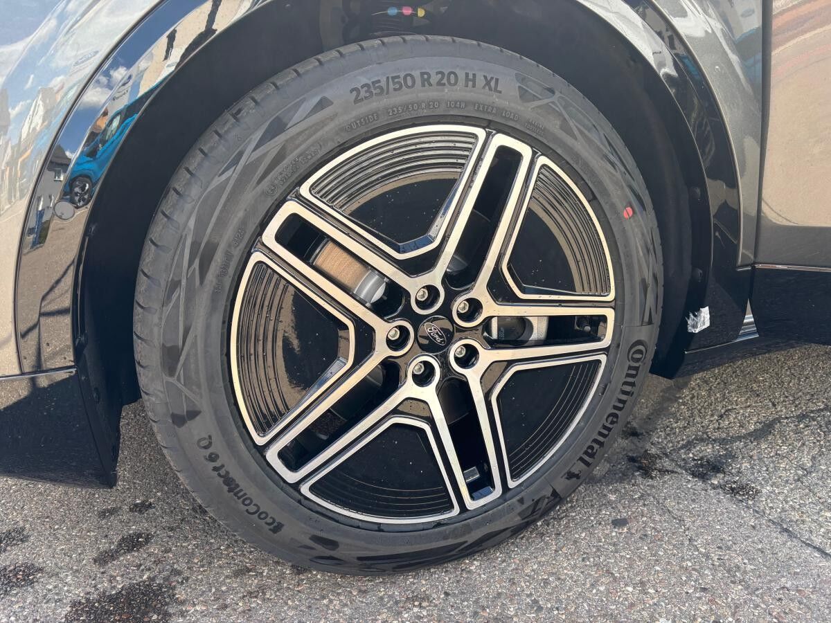 Ford Capri Premium * Sofort Verfügbar *