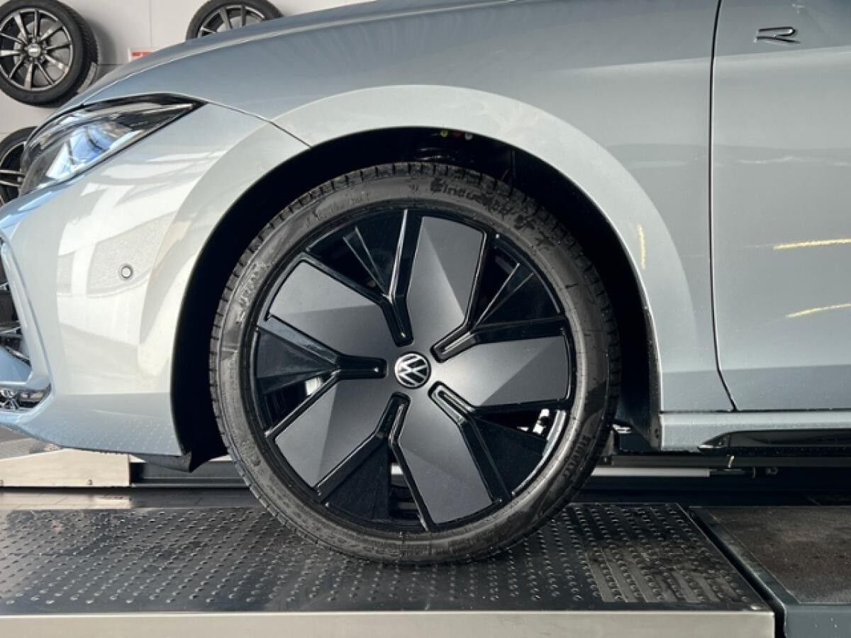 Volkswagen Passat R-Line 2.0 TDI DSG 4MOTION *Black Style*