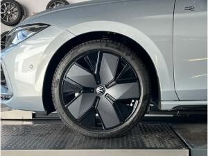 Volkswagen Passat R-Line 2.0 TDI DSG 4MOTION *Black Style*