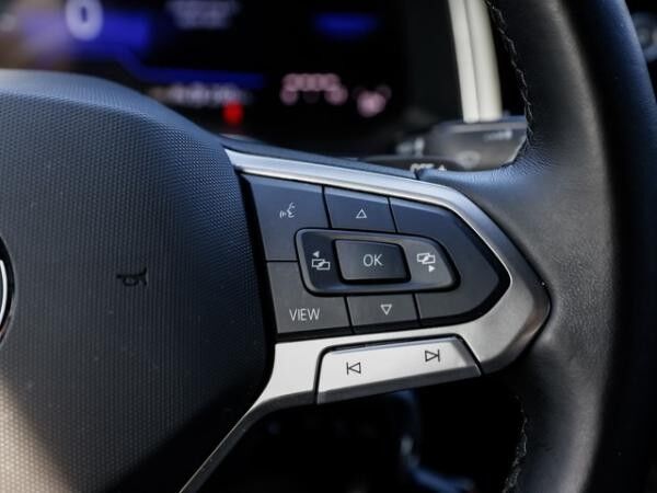 Volkswagen Polo VI 1,0 TSI DSG R-Line Matrix Navi PDC Alu