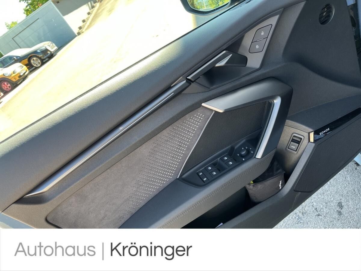 Audi RS3 Limousine 2.5 TFSI quattro HUD Sporta.