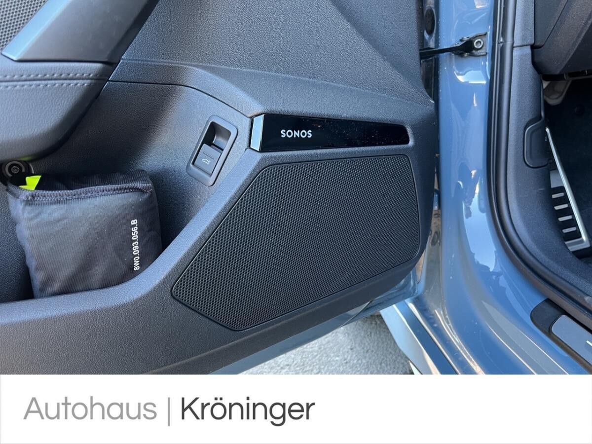 Audi RS3 Limousine 2.5 TFSI quattro HUD Sporta.