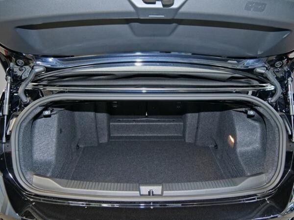 Volkswagen T-Roc Cabriolet R-Line 1.5 l TSI DSG / VLW