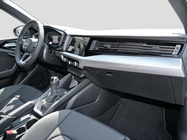 Audi A1 Sportback S line 30 TFSI S tronic / ALW