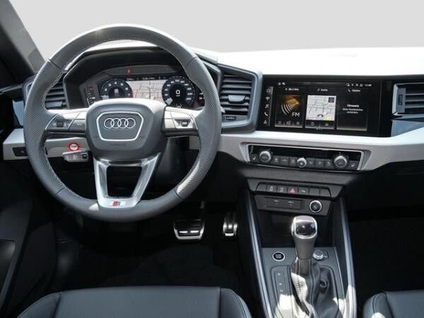 Audi A1 Sportback S line 30 TFSI S tronic / ALW