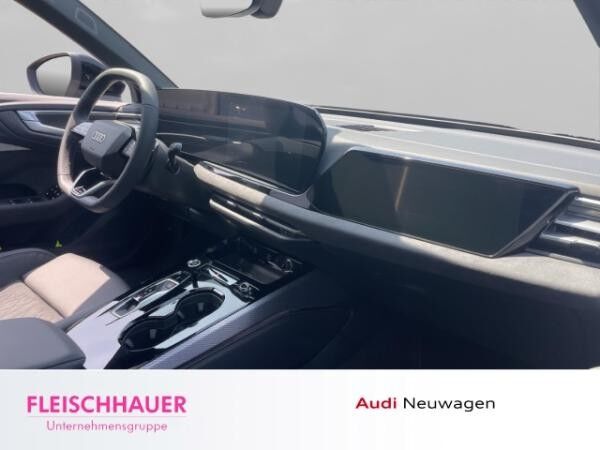 Audi A5 Avant e-hybrid 270 kW S-Line B&O TECH-PRO PANO QUATTRO