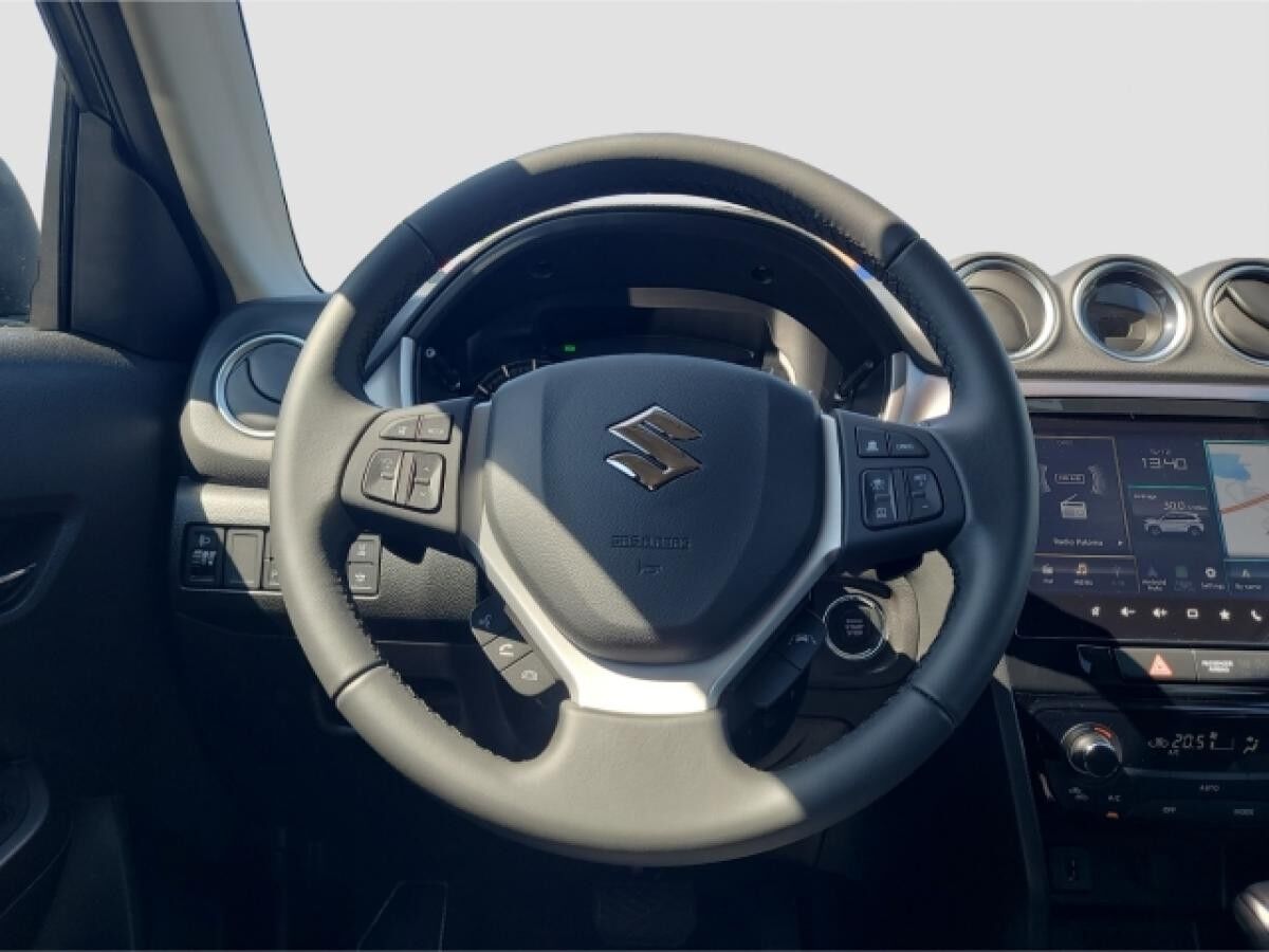 Suzuki Vitara 1.5 HYBRID AGS Comfort Navi LED Klimaautom DAB SHZ Keyless Entry Keyless Ausparkassistent