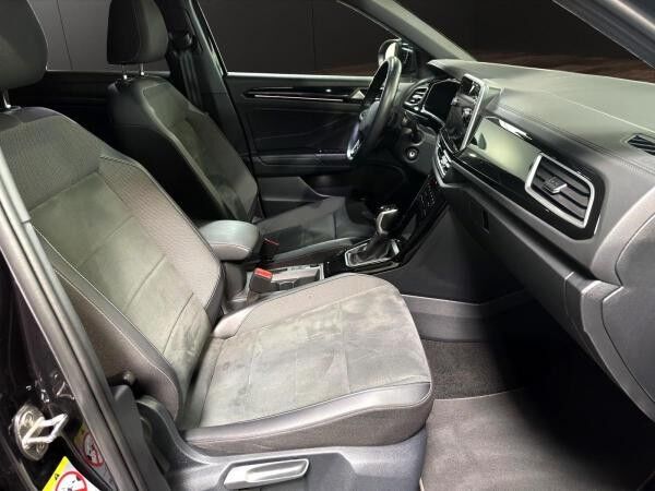 Volkswagen T-Roc R-Line 2.0TDI*ACC*BEATS*DSG*CAM*PANO*AHK*