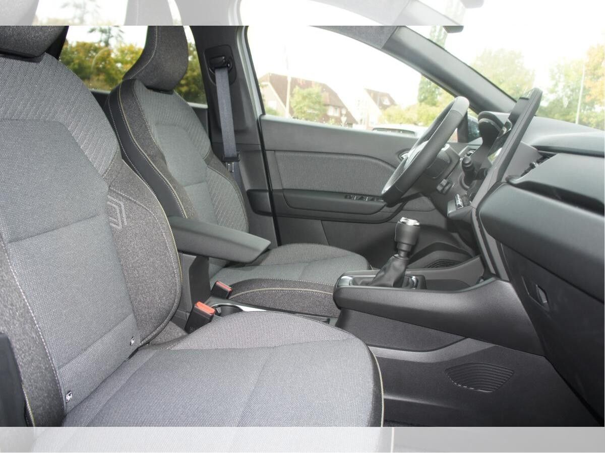 Renault Captur Techno Mild Hybrid 140 EDC