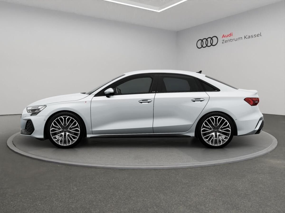 Audi A3 Limousine 35 TFSI S line Matrix LED Navi RÜ