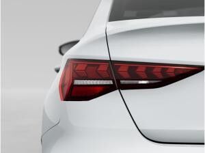 Audi A3 Limousine 35 TFSI S line Matrix LED Navi RÜ