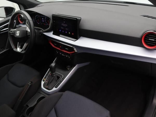 Seat Arona FR 1.5 TSI DSG / AHK, ACC, LED, Navi, SHZ