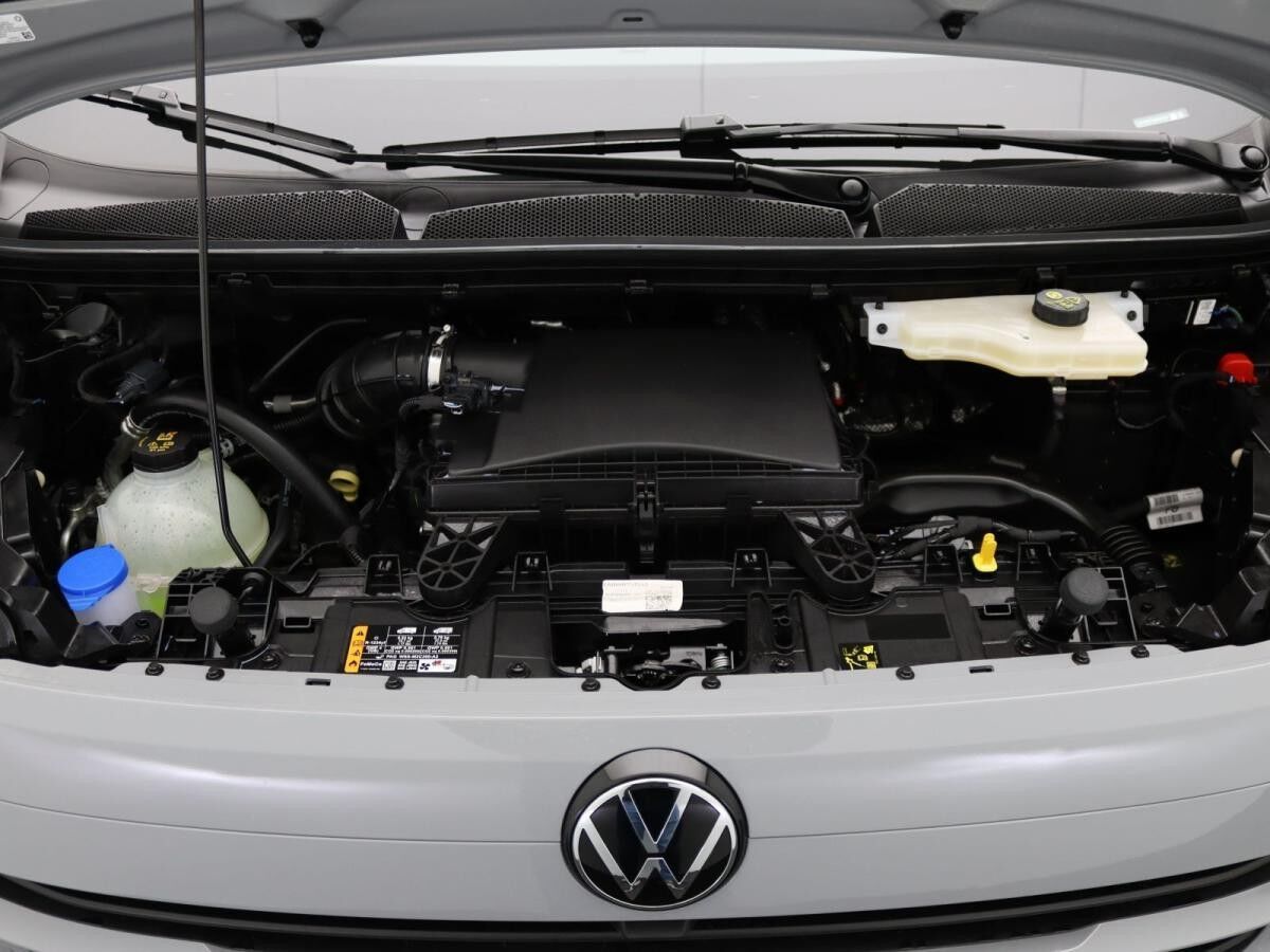 Volkswagen Transporter Kasten langer Radstand 4M / LED, RFK